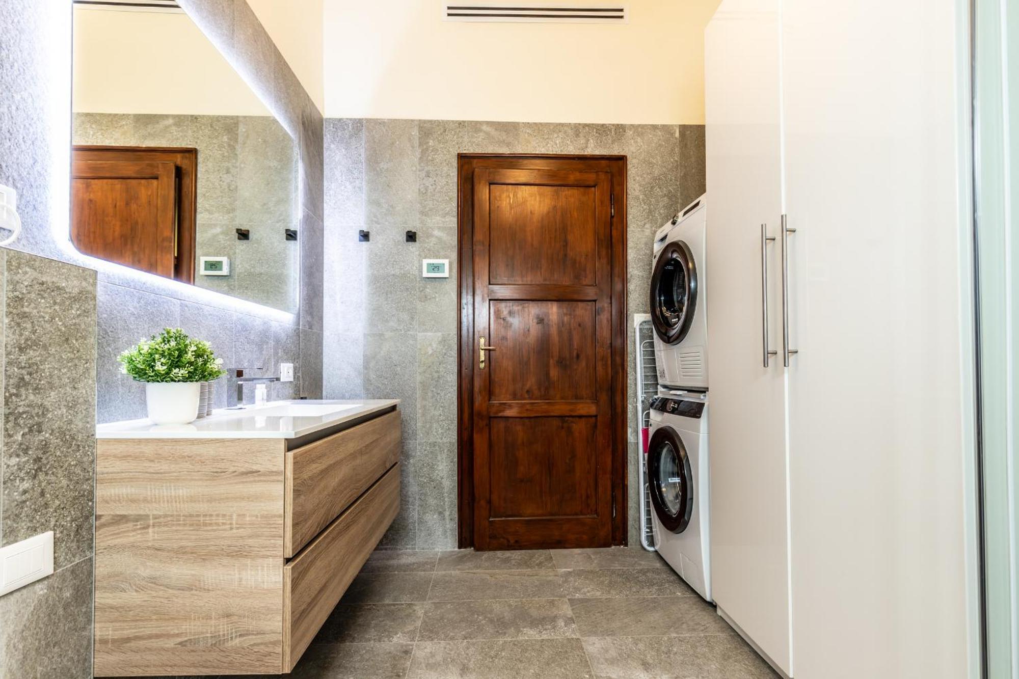 Housmart Emilia Levante 98 Bolonha Exterior foto